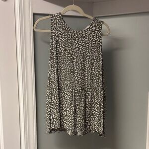 LOFT Olive and White Printed Sleeveless Blouse